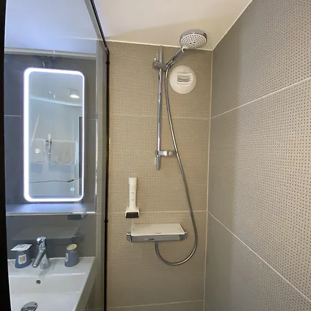 Отель Western Jallieu 3*